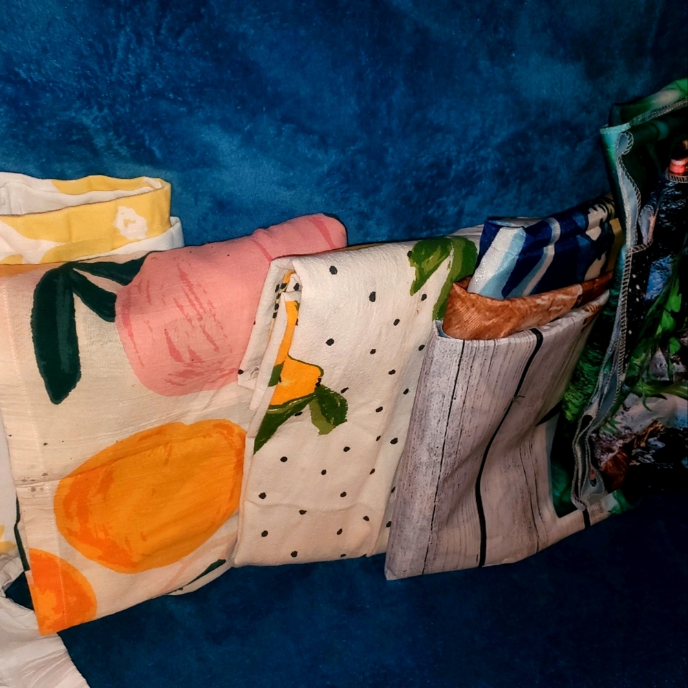 SHOWER CURTAIN BUNDLE (4) plus Sheet.